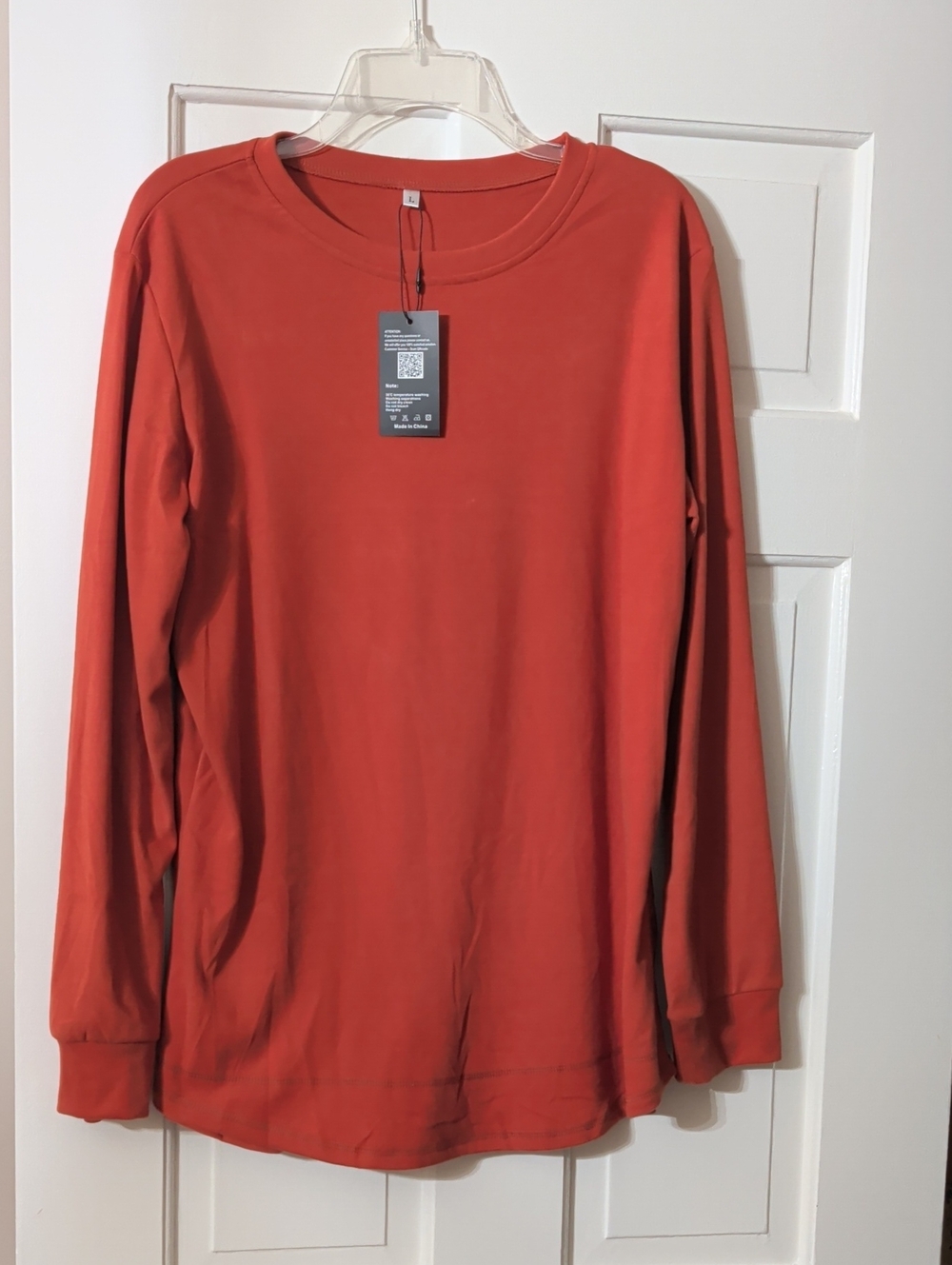 Woman's Long-Sleeve Crewneck Shirt - Red